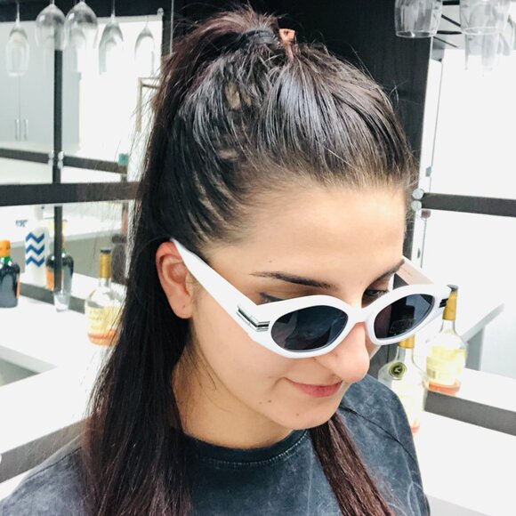 Women Sunglasses Fashion Style Outdoor White Frame Square Festival Beach Party‎ - Picture 2 of 5